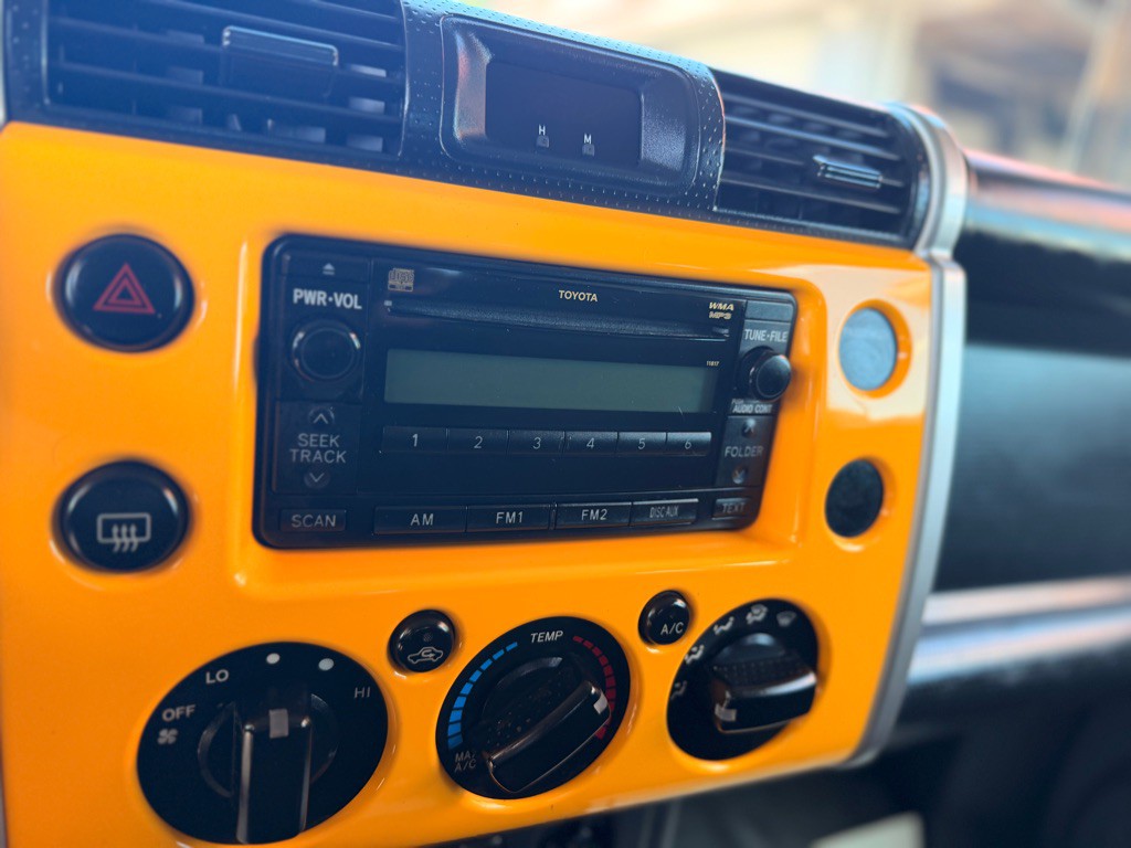 2007 Toyota FJ Cruiser Image 32