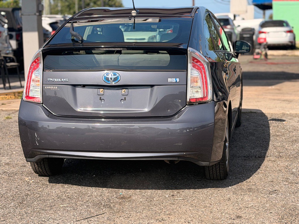 2012 Toyota Prius Image 7