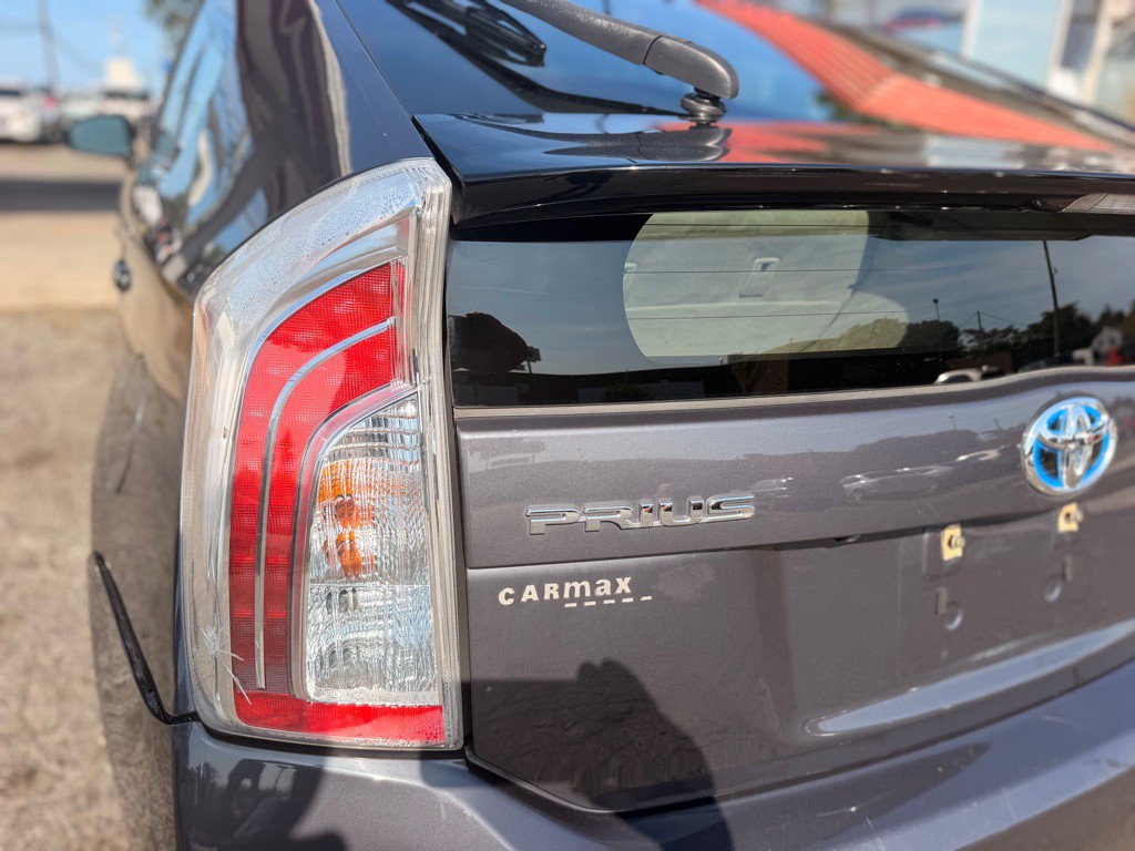 2012 Toyota Prius Image 9