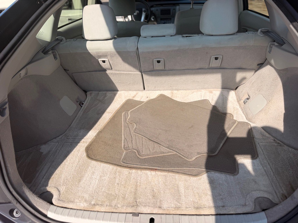 2012 Toyota Prius Image 18