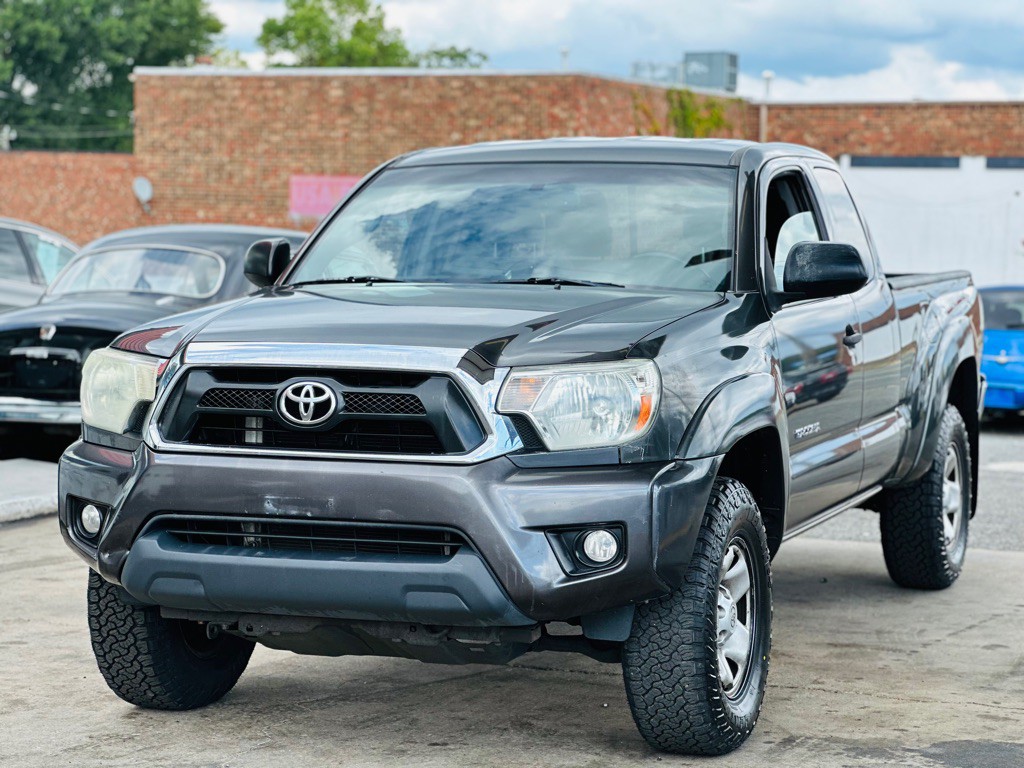 2013 Toyota Tacoma Image 3