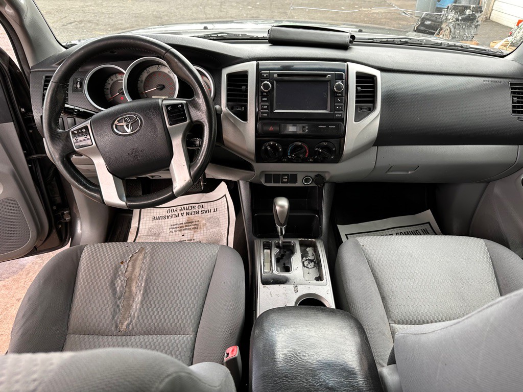 2013 Toyota Tacoma Image 12