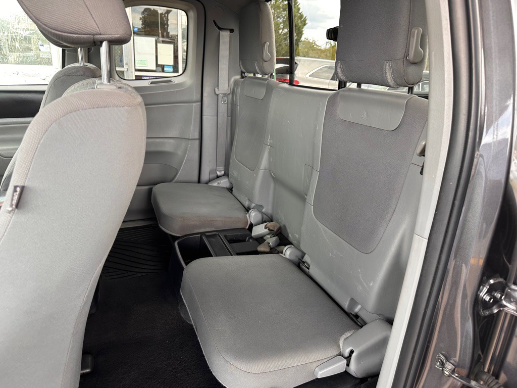 2013 Toyota Tacoma Image 14