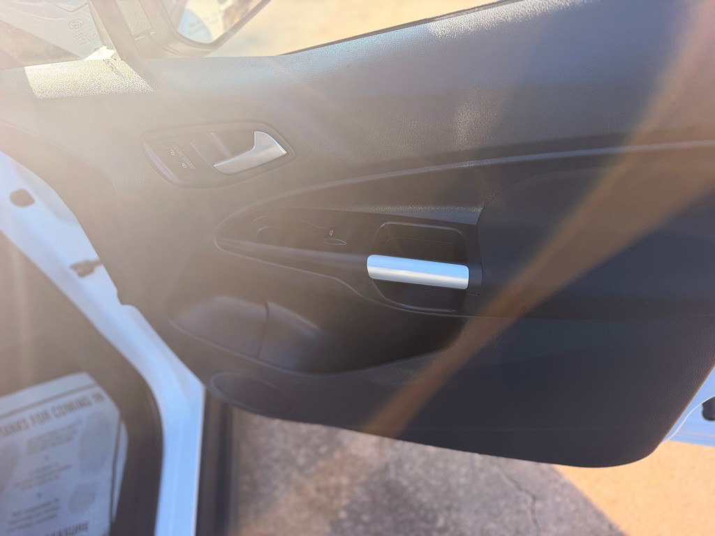 2015 Ford Transit Connect Image 16