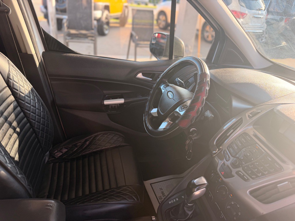 2015 Ford Transit Connect Image 18