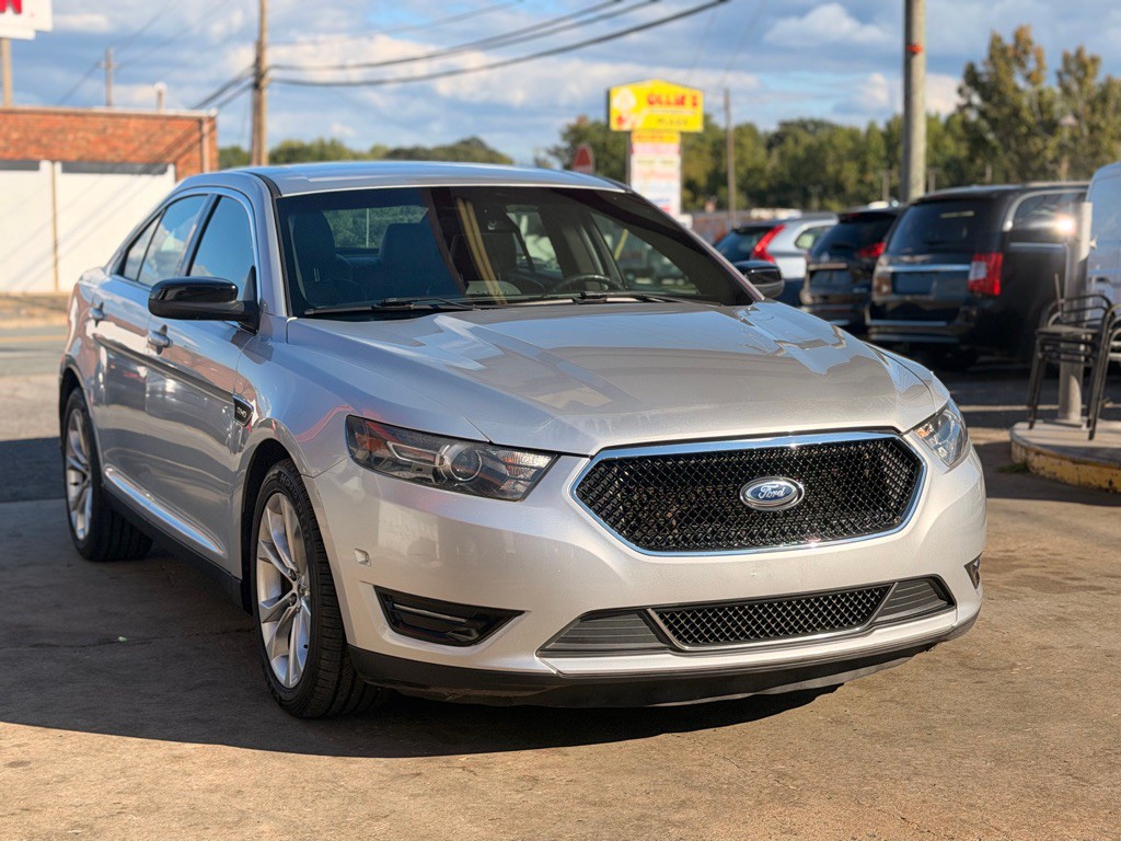 2013 Ford Taurus Image 8
