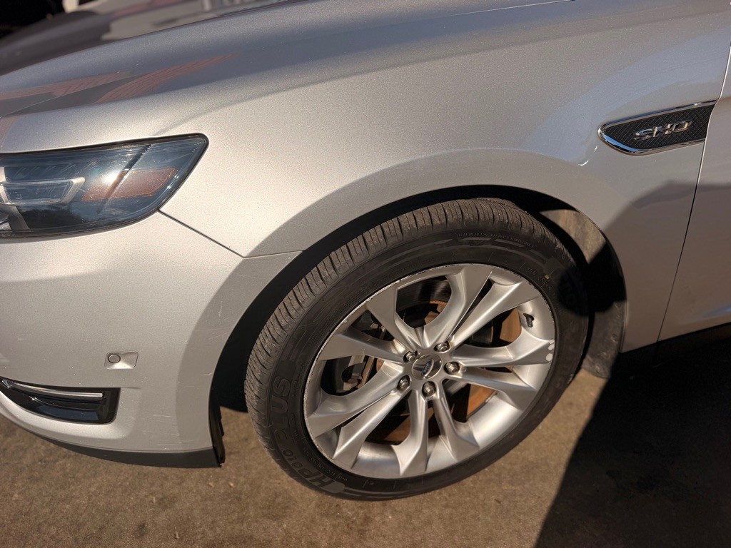 2013 Ford Taurus Image 10
