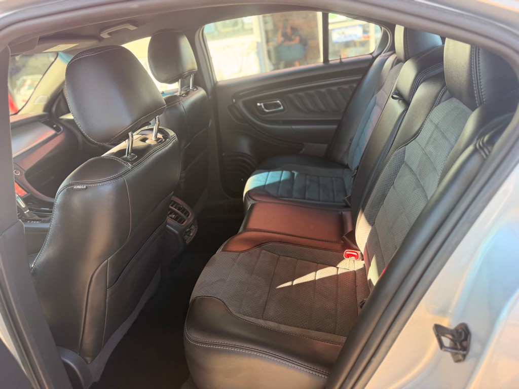 2013 Ford Taurus Image 19