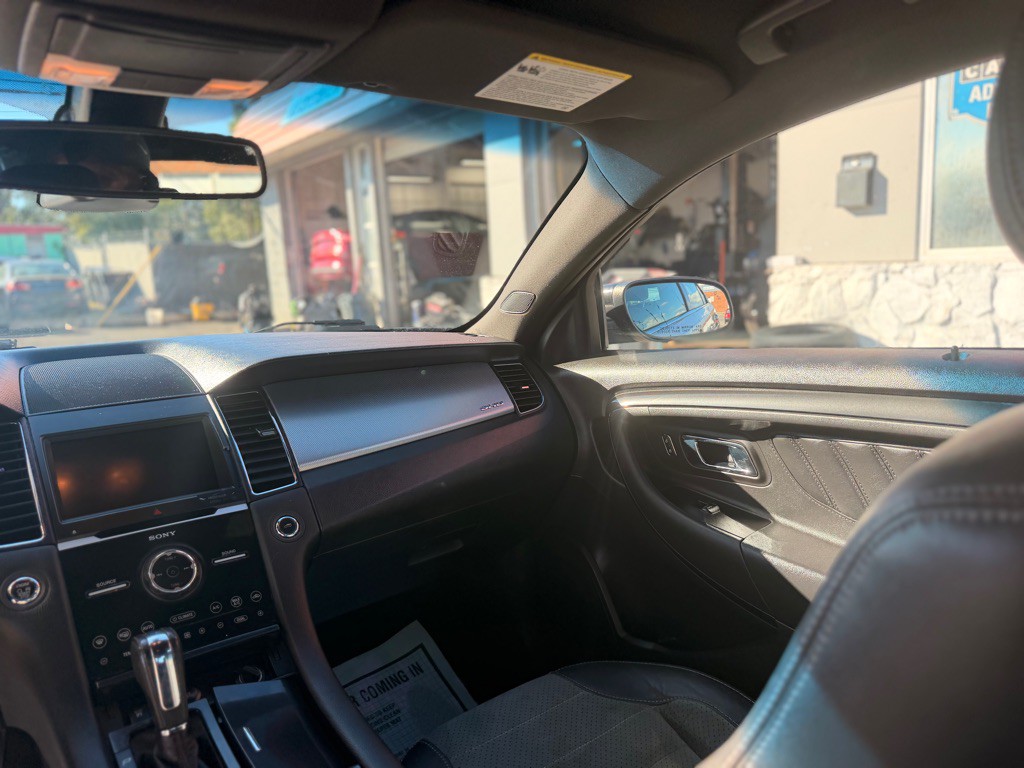 2013 Ford Taurus Image 23