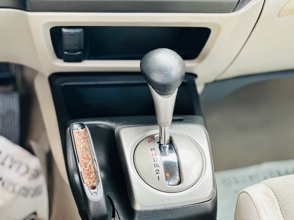 2011 Honda Civic Image 12