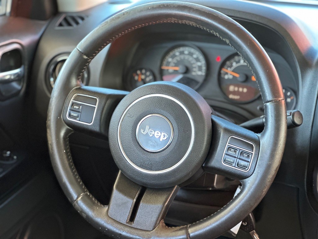 2016 Jeep Patriot Image 10