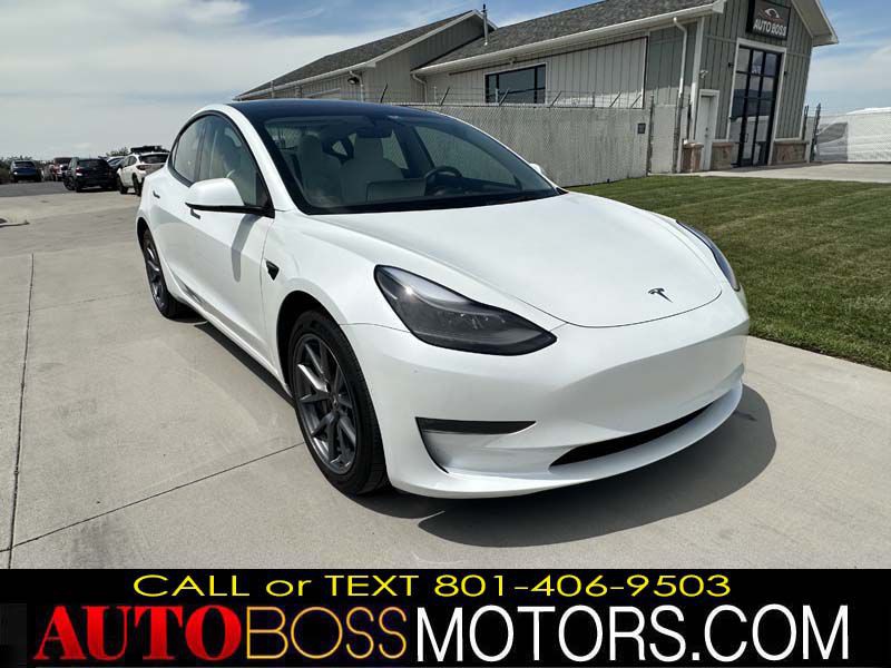 2022 Tesla Model 3 Image 2