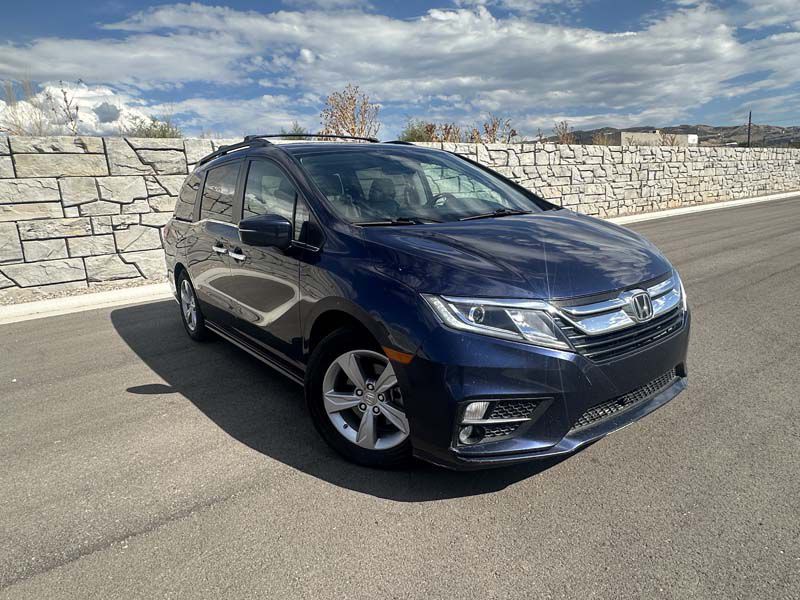 2018 Honda Odyssey Image 2
