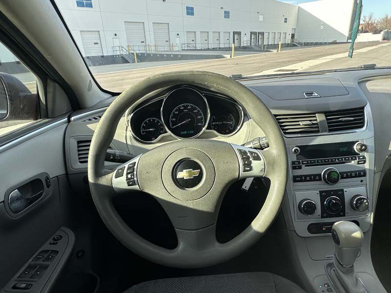2012 Chevrolet Malibu Image 12
