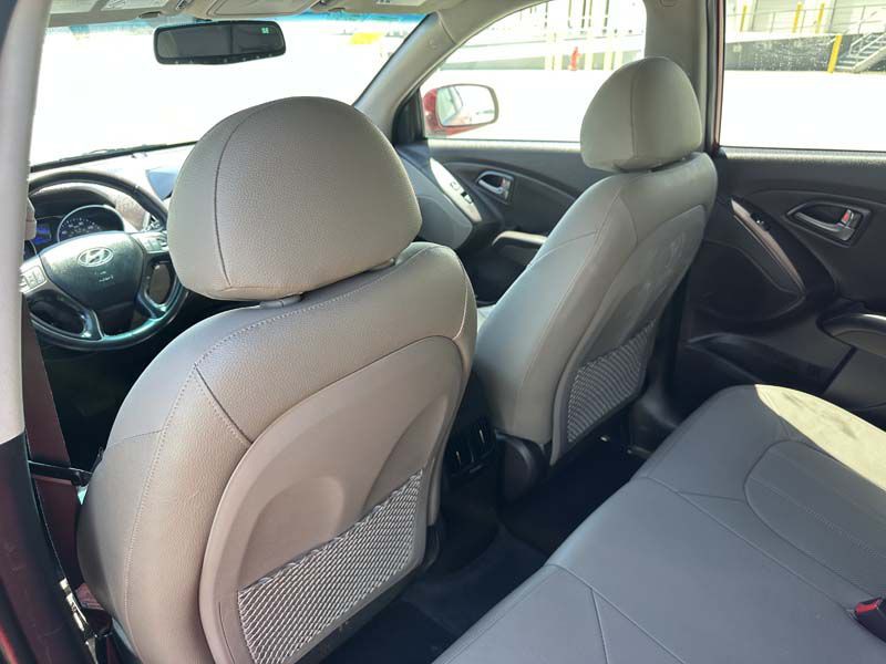 2015 Hyundai Tucson Image 16