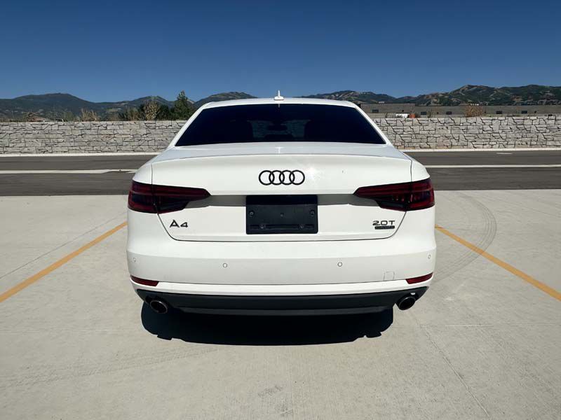2017 Audi A4 Image 9