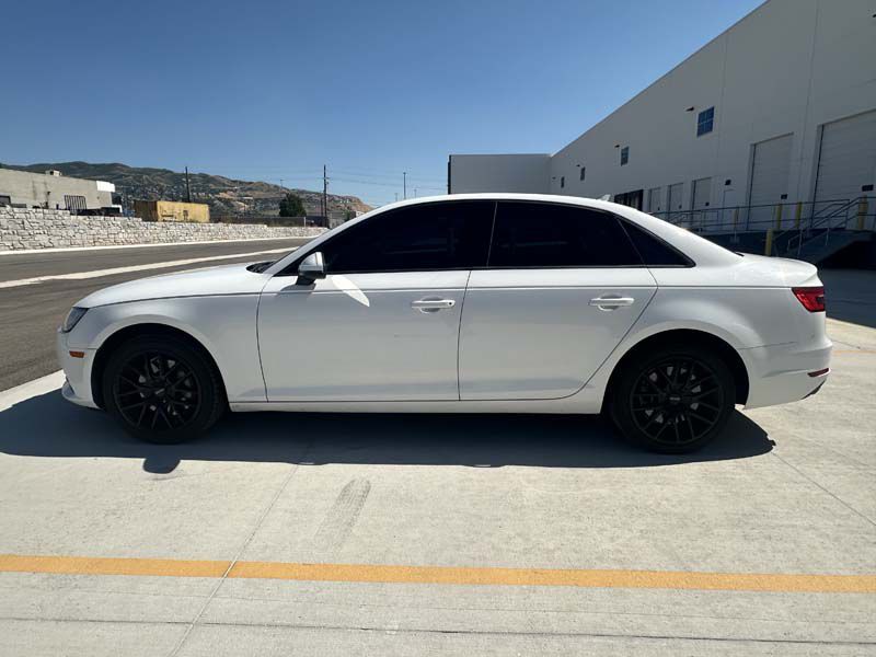 2017 Audi A4 Image 11