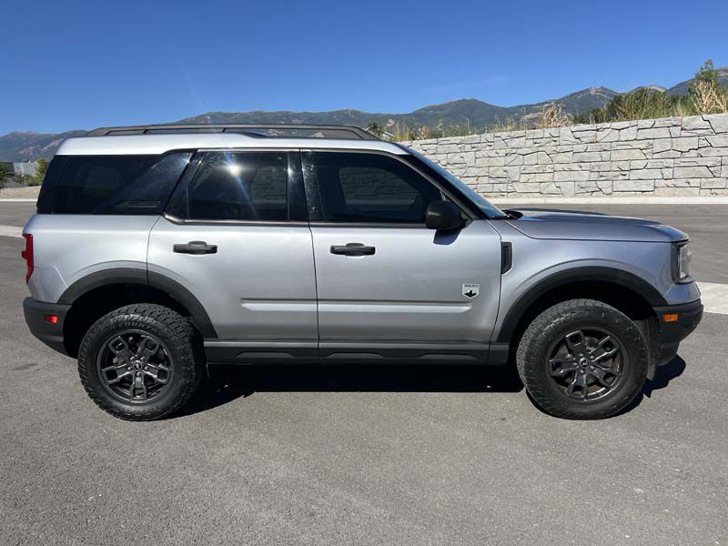 2021 Ford Bronco Image 2