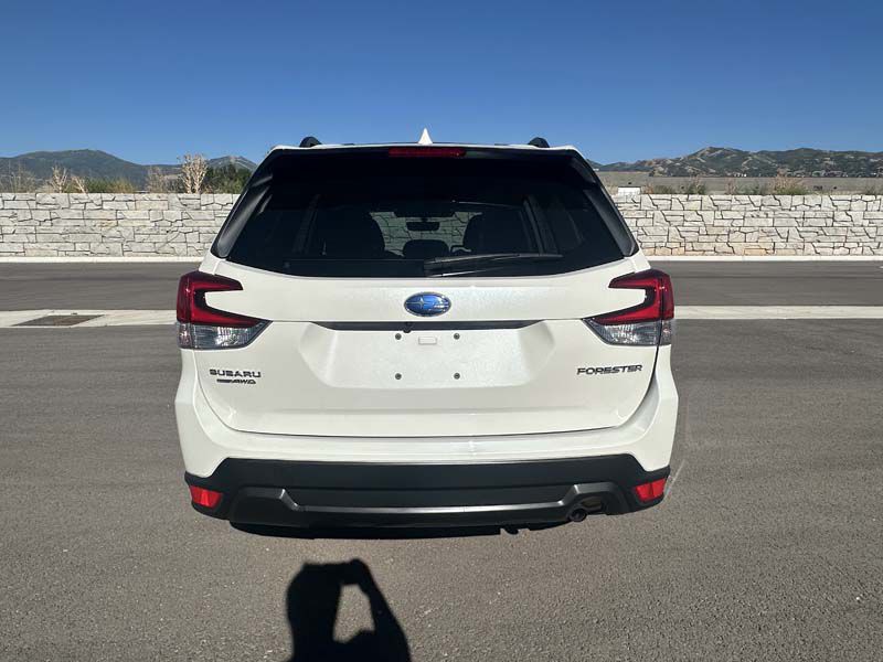 2023 Subaru Forester Image 6