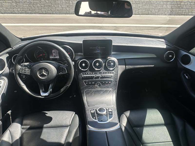 2018 Mercedes-Benz C-Class Image 17