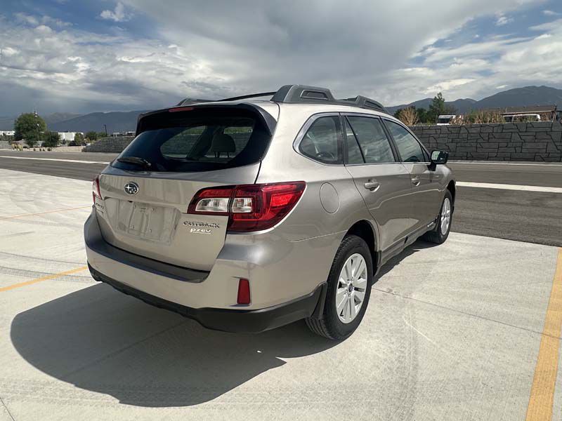 2017 Subaru Outback Image 4