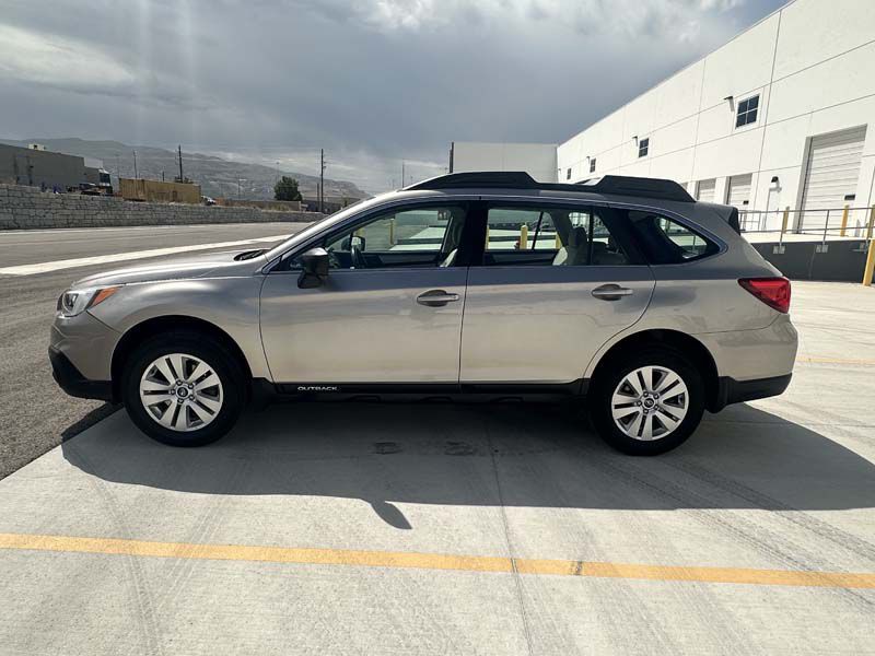 2017 Subaru Outback Image 7