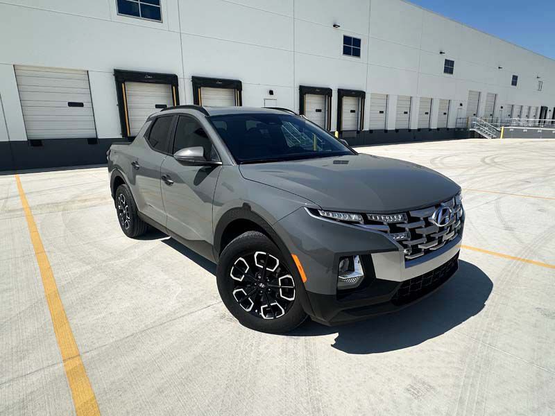 2023 Hyundai Santa Cruz Image 2