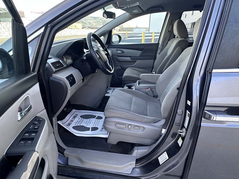 2016 Honda Odyssey Image 13
