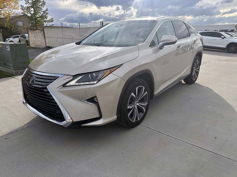 2017 Lexus RX Image 2