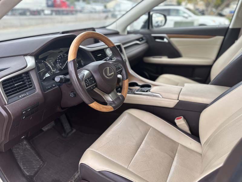 2017 Lexus RX Image 20