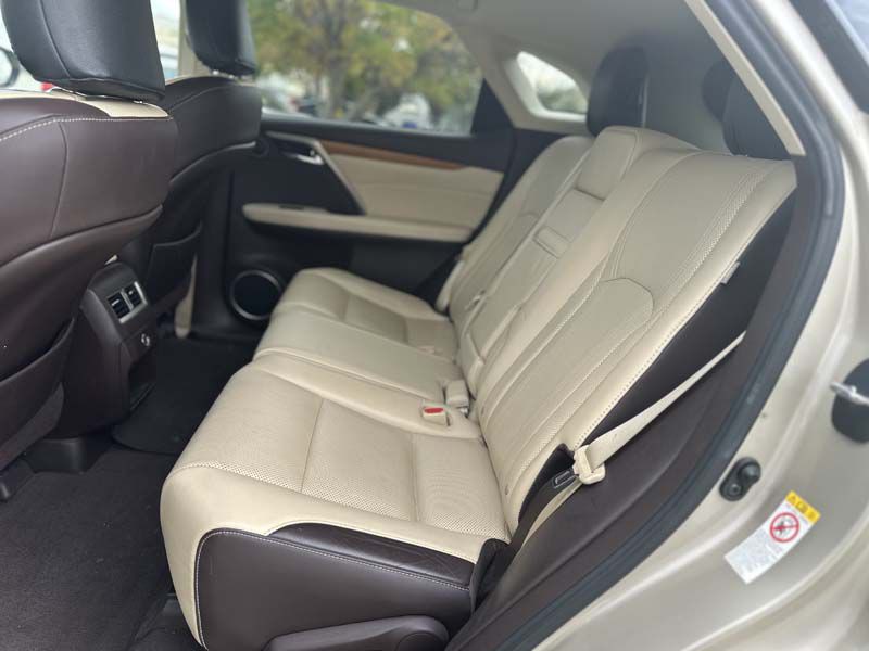 2017 Lexus RX Image 24