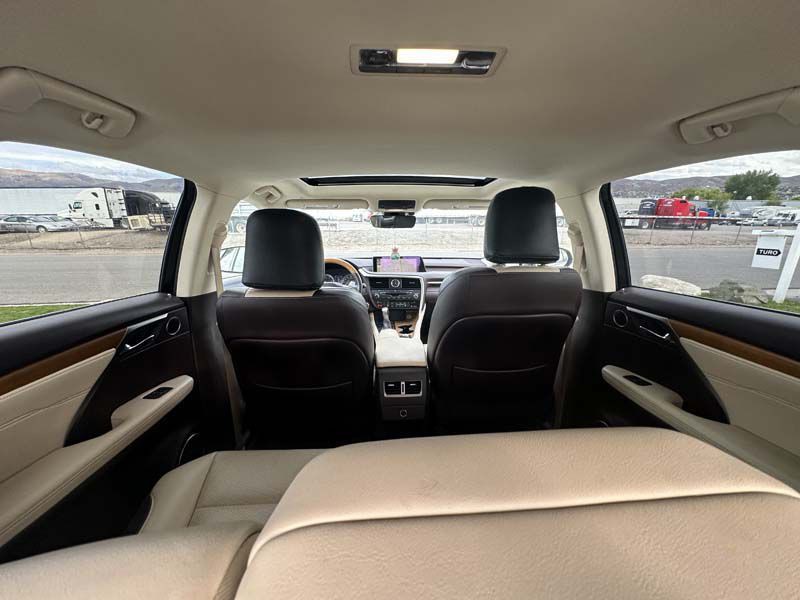 2017 Lexus RX Image 35