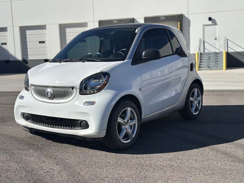 2016 smart fortwo Image 7