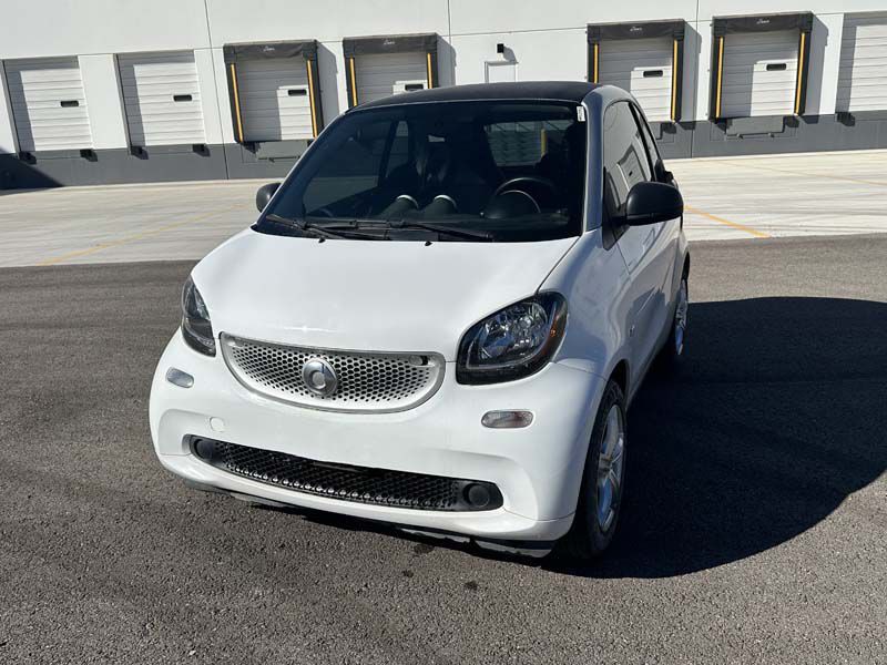 2016 smart fortwo Image 13
