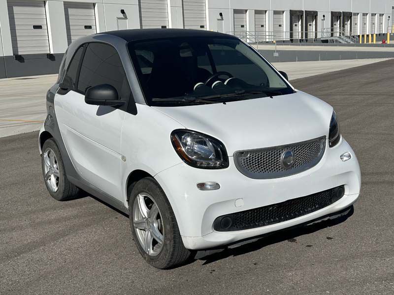 2016 smart fortwo Image 15