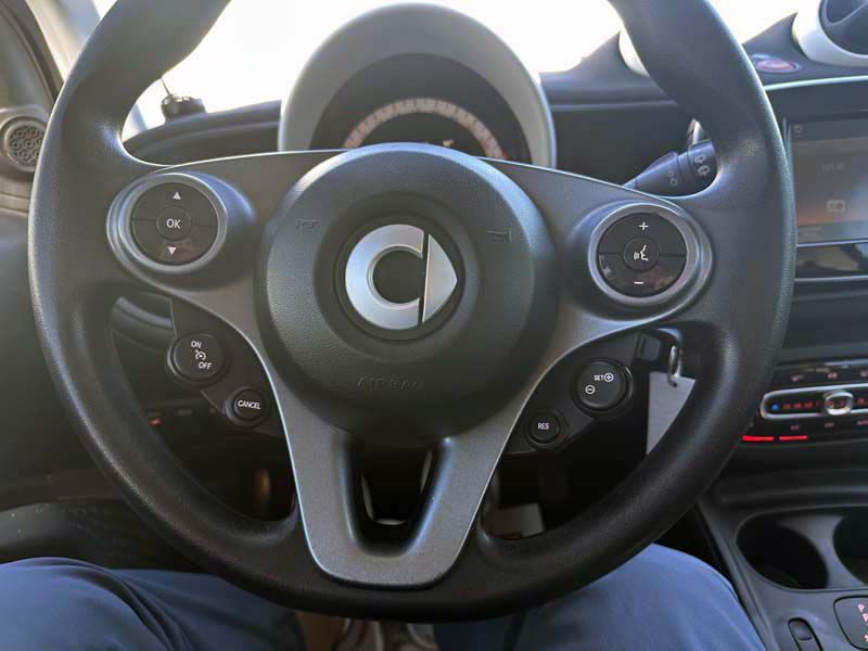 2016 smart fortwo Image 31