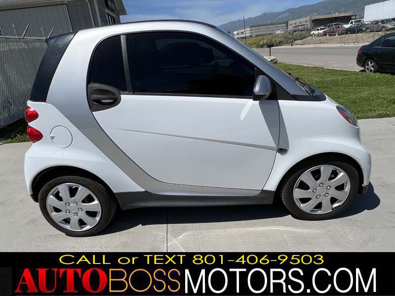 2014 smart fortwo Image 2