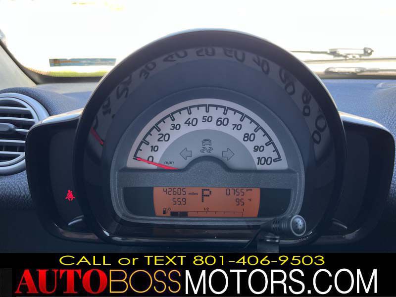 2014 smart fortwo Image 8