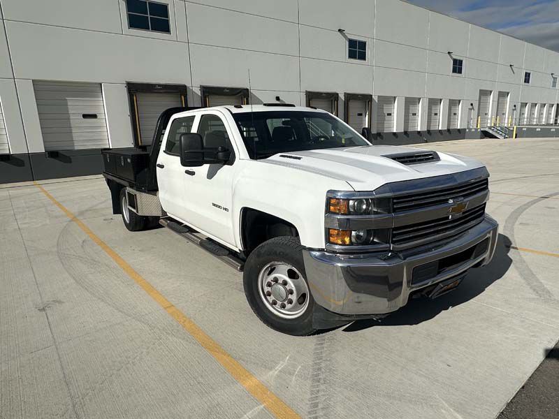 2017 Chevrolet Silverado 1500 Image 2
