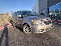 Image for 2016 Chrysler Town & Country Touring ID: 7042748