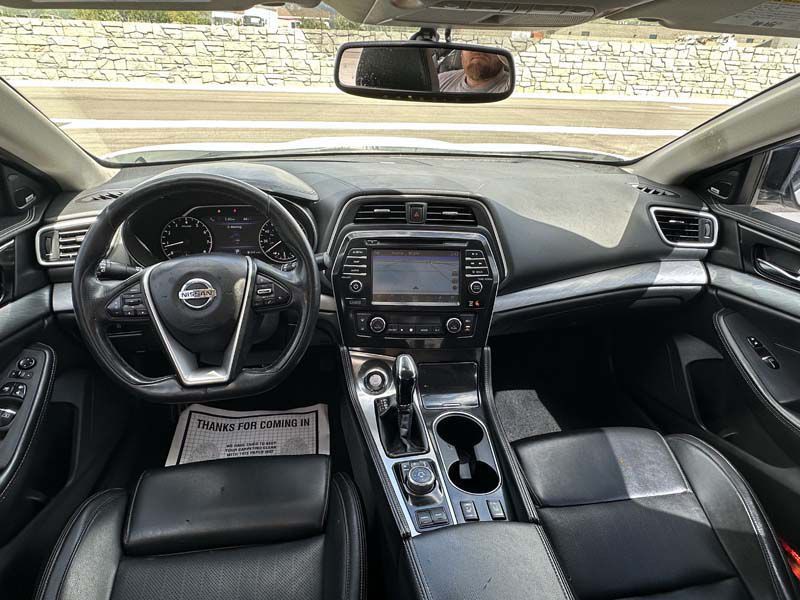 2018 Nissan Maxima Image 11
