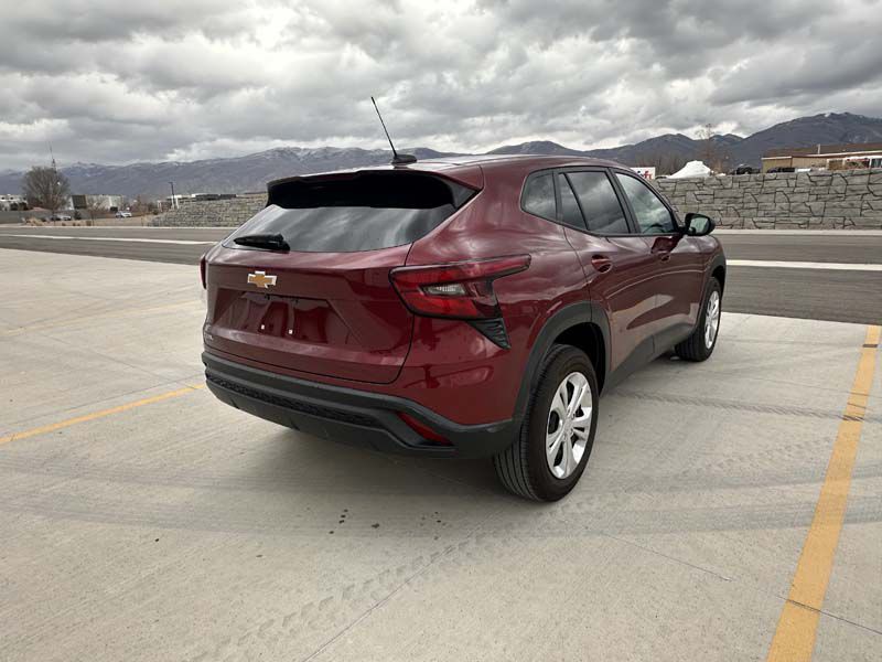 2024 Chevrolet Trax Image 4