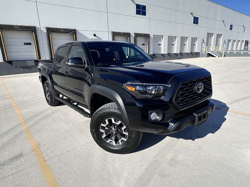 2020 Toyota Tacoma Image 2
