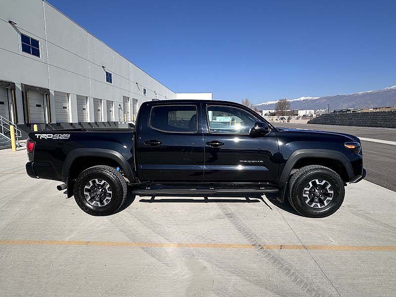 2020 Toyota Tacoma Image 3