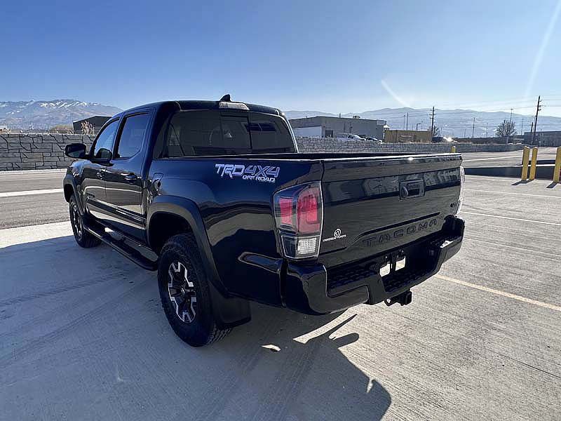 2020 Toyota Tacoma Image 6