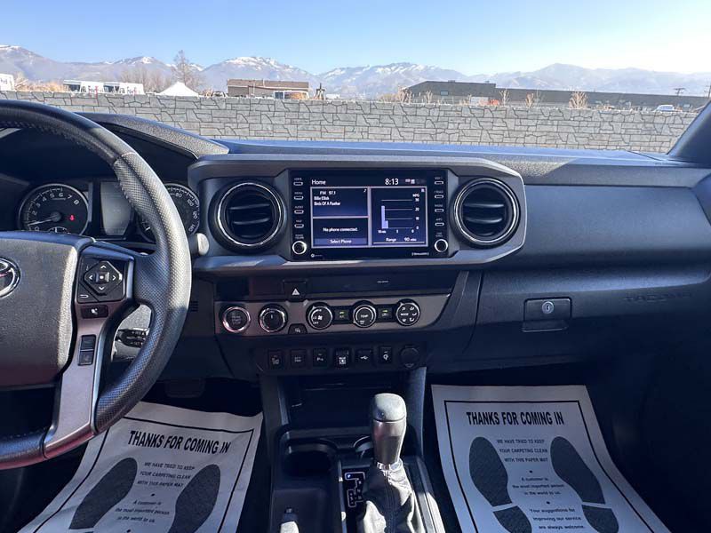 2020 Toyota Tacoma Image 12
