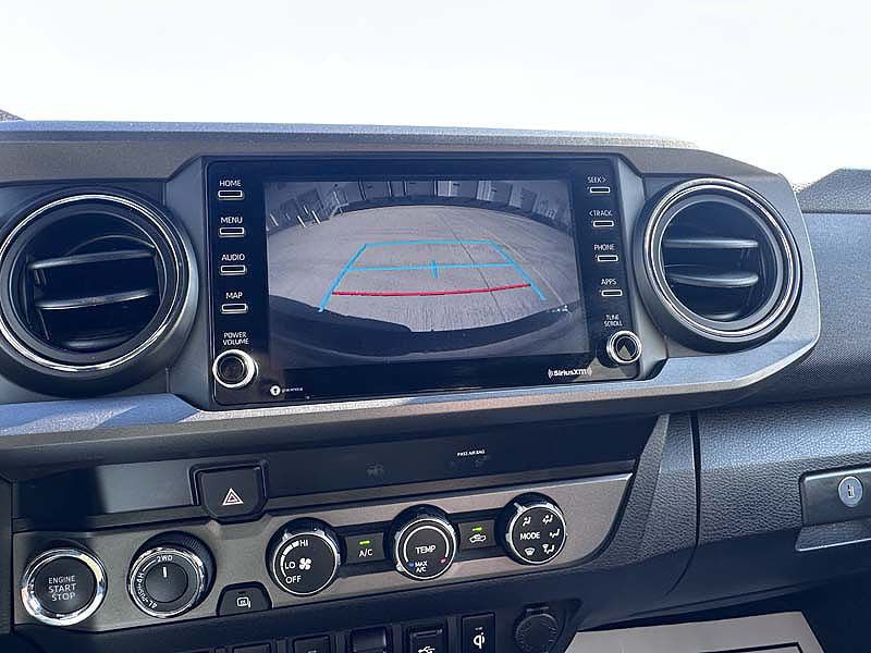 2020 Toyota Tacoma Image 16