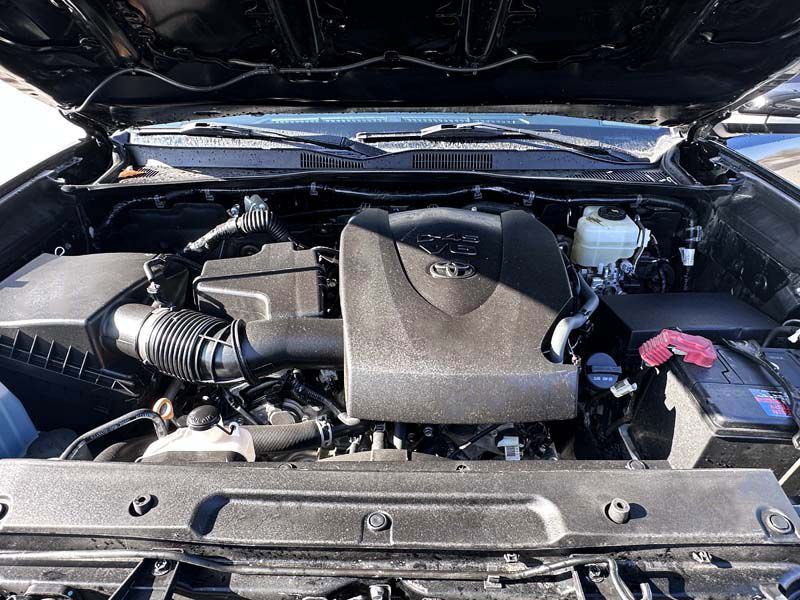 2020 Toyota Tacoma Image 19