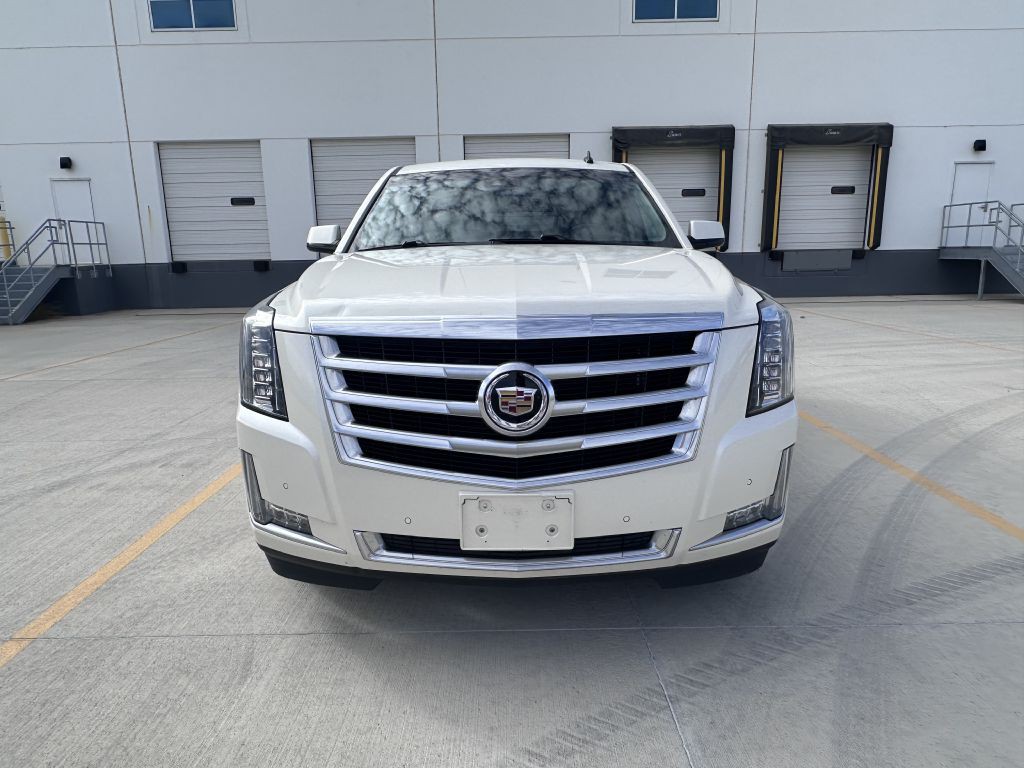 2015 Cadillac Escalade Image 9