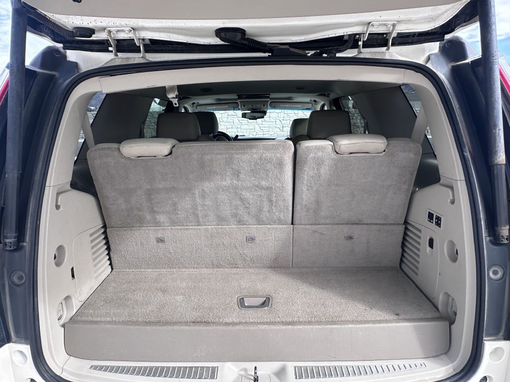 2015 Cadillac Escalade Image 10